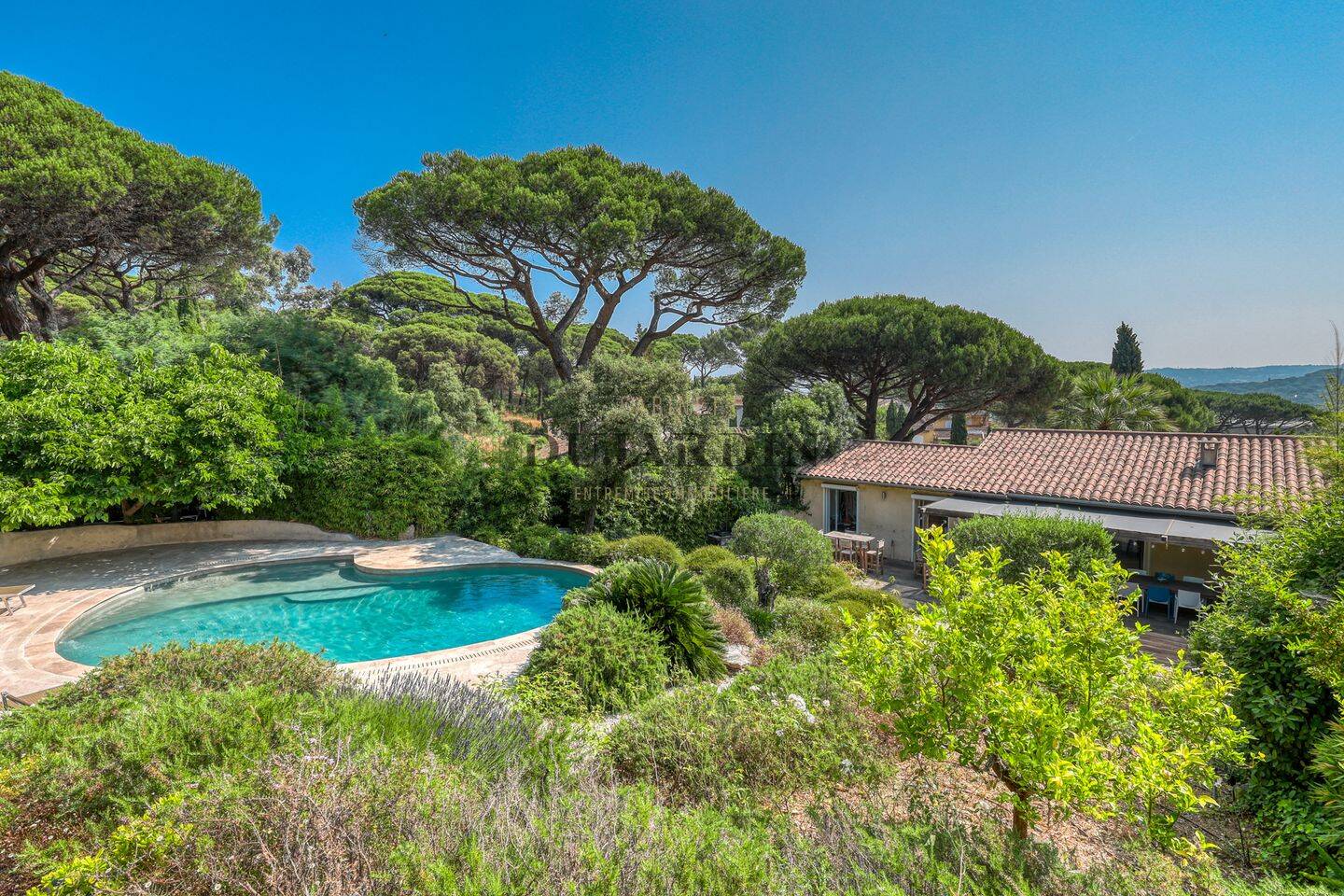 Maison 6 pièces 151 m² · à Gassin · 151 m² · 1 090 000 €