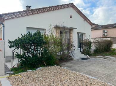 Maison de plain-pied à louer 1 800 € 4 pièces 3 chambres 100 m² Musée-Village Lattes 34970