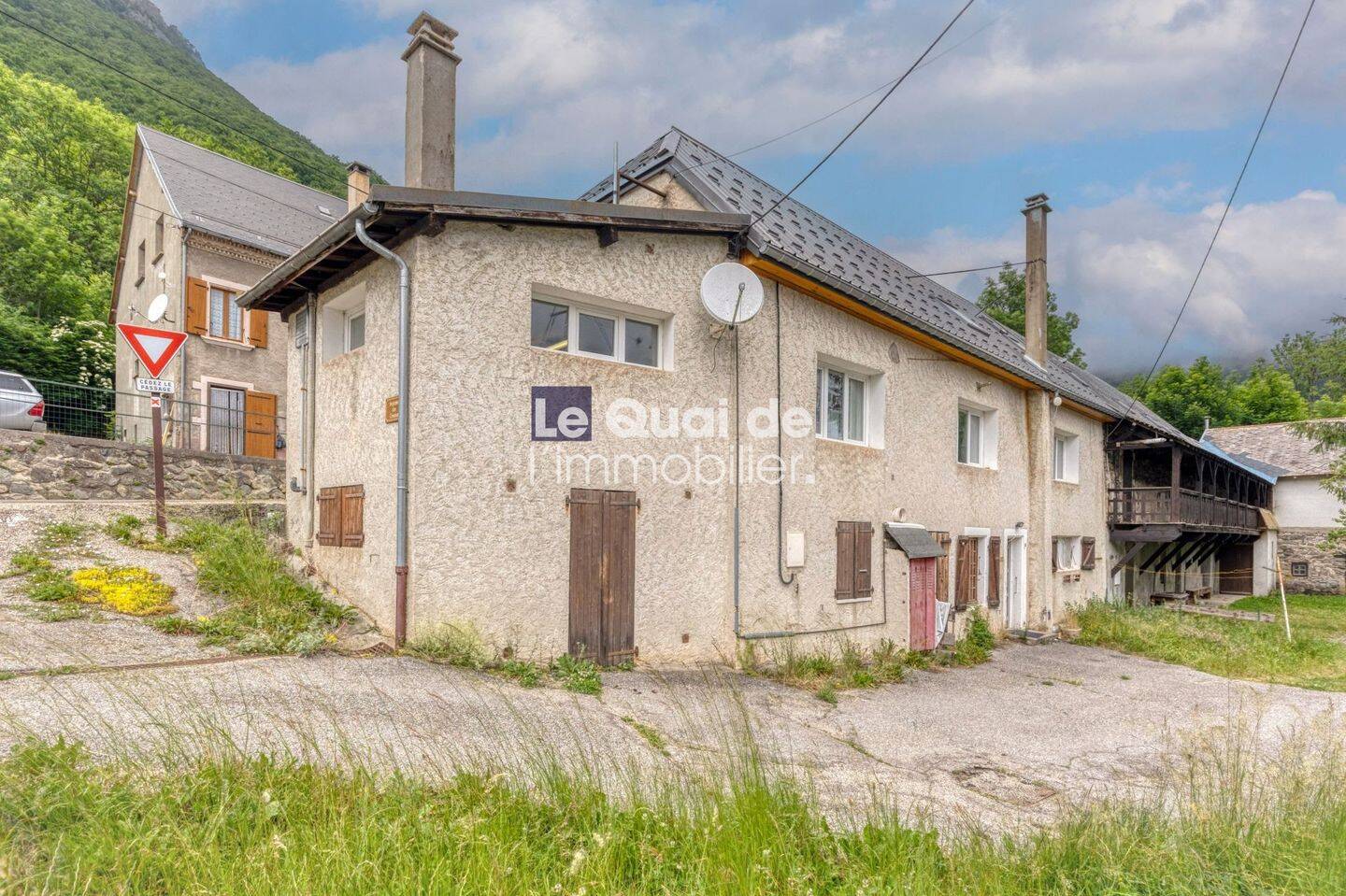 Maison 6 pièces 191 m² · à Lavaldens · 191,2 m² · 119 000 €
