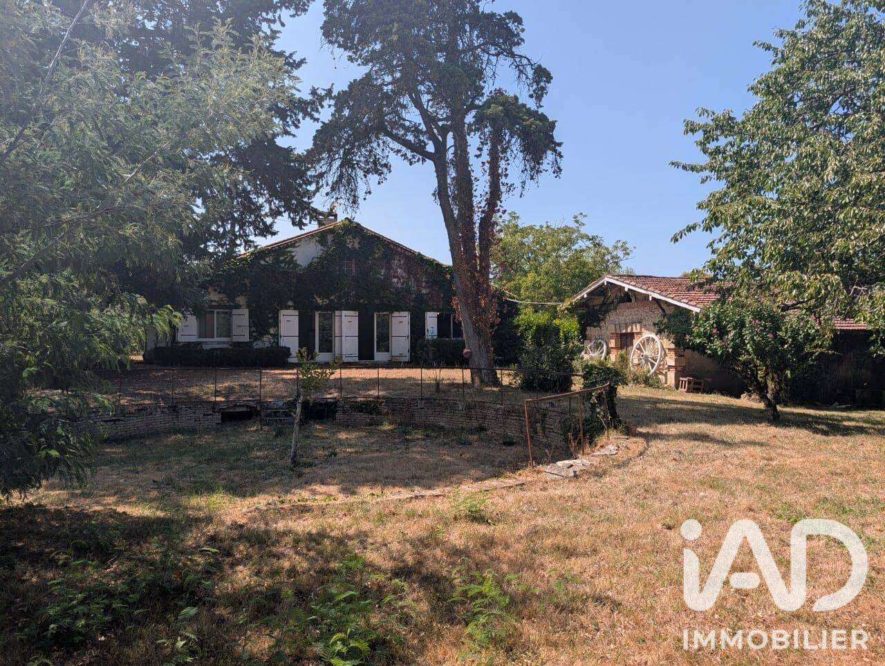 Maison 7 pièces 196 m² · à Beaupuy · 196 m² · 220 000 €
