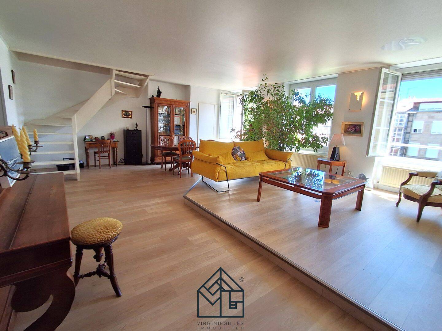 Appartement 5 pièces 132 m² · à Saint-Étienne · 132 m² · 179 000 €