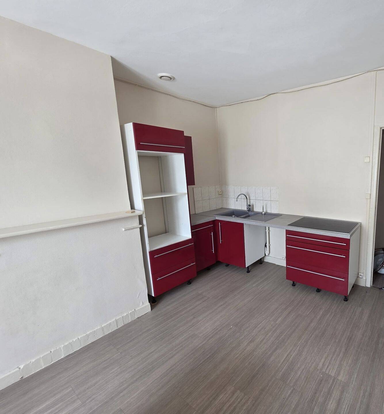 Appartement 2 pièces 30 m² · à Champrond-en-Gâtine · 30 m² · 410 €