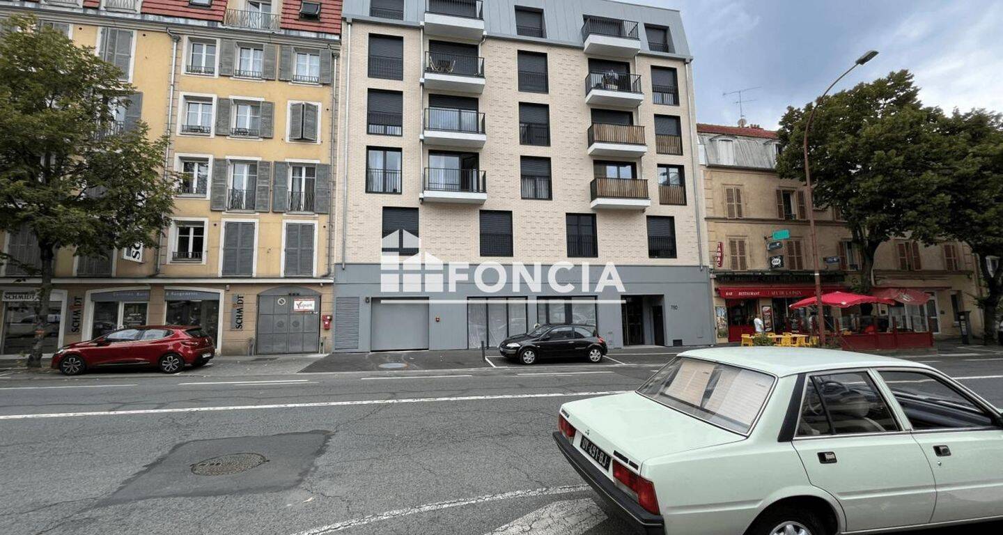 Appartement 1 pièce 28 m² · à Chaville · 28,2 m² · 829 €