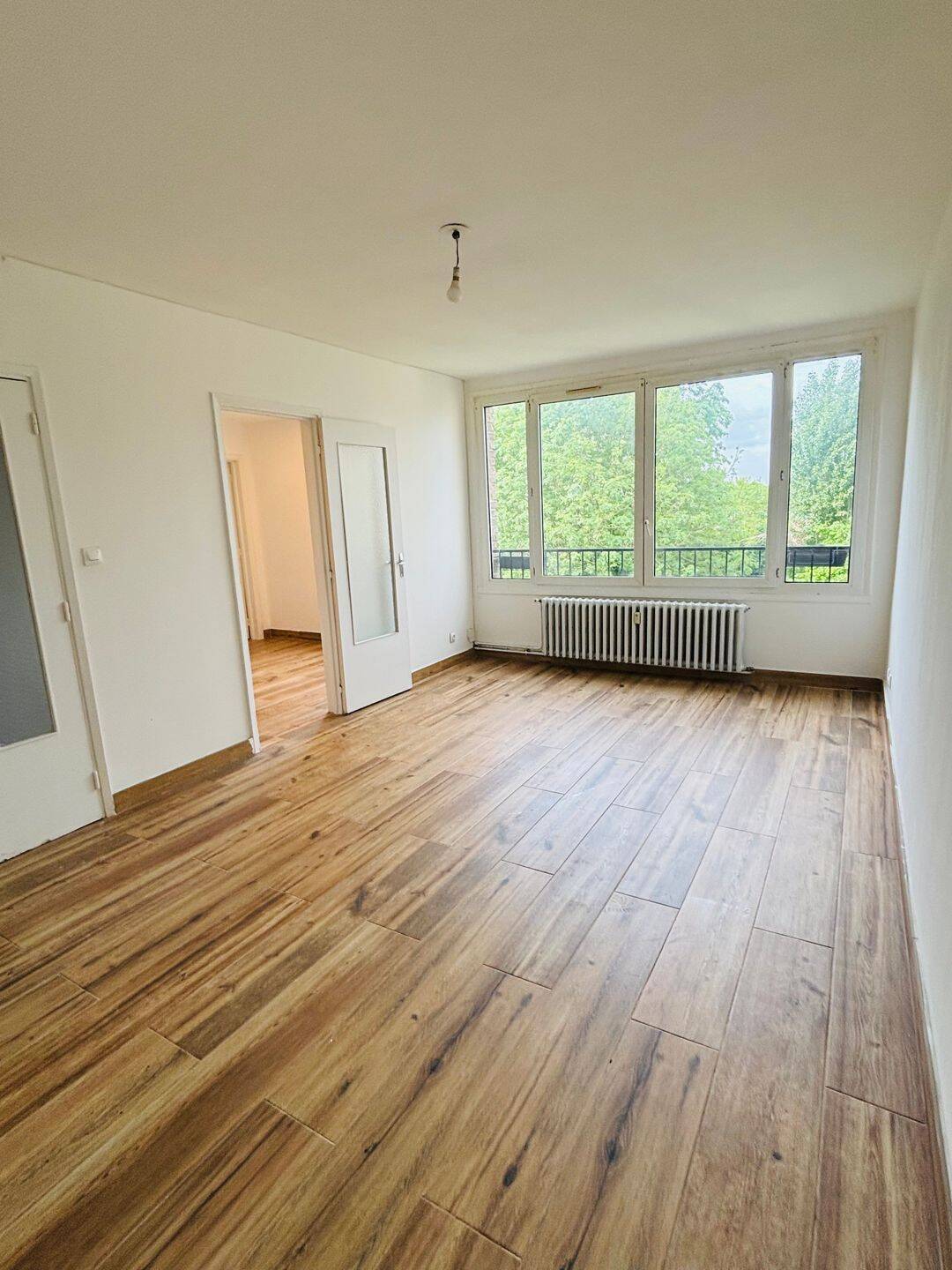 Appartement T3 entièrement rénové – 65 m² – Dernier étage avec ascenseur – Parking sécurisé