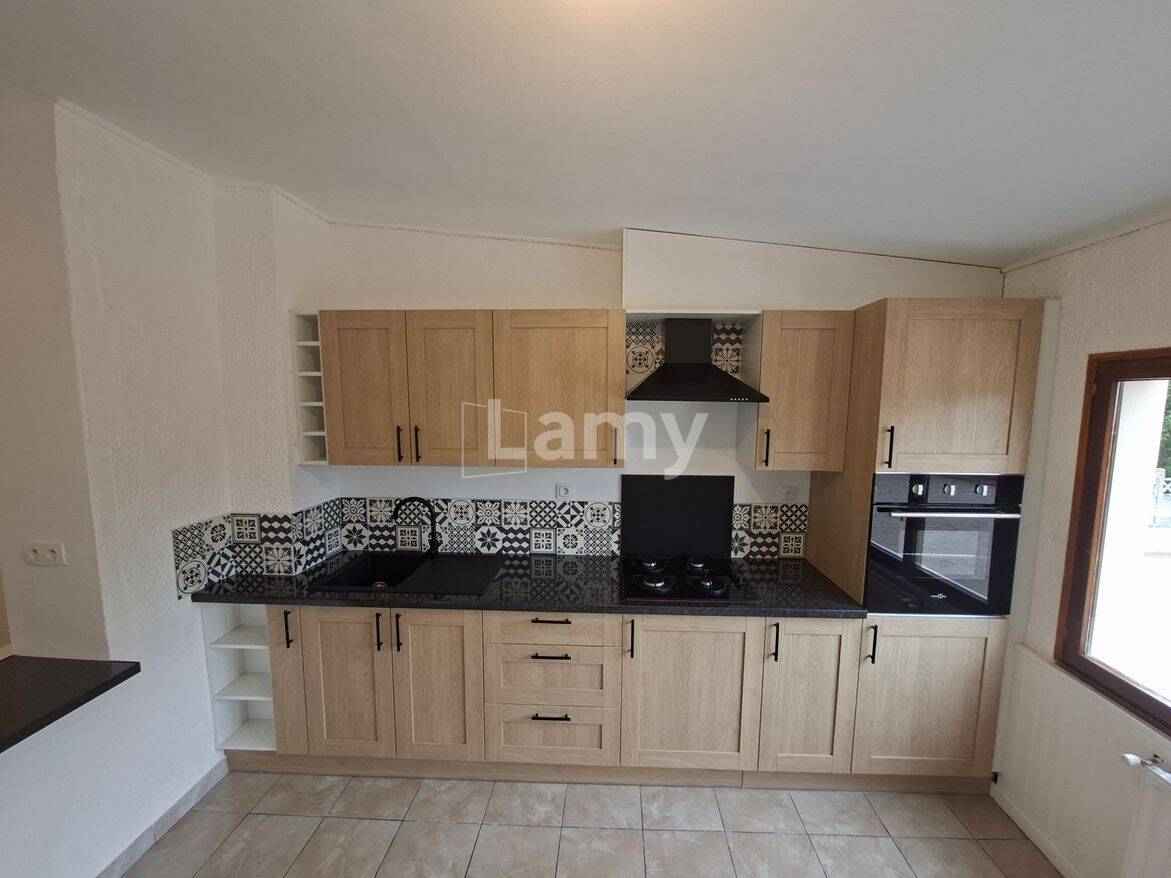 Maison 88 m² · à Valenciennes · 88,1 m² · 1 100 €