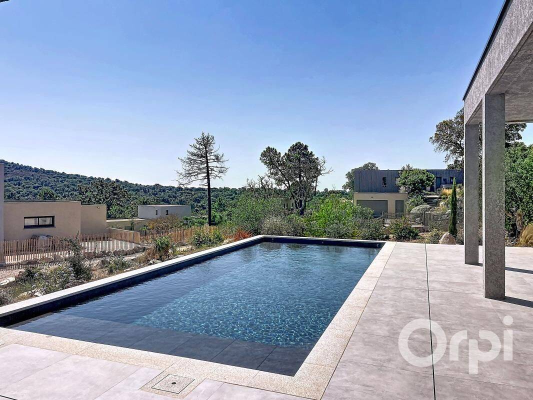 Maison 5 pièces 147 m² · à Lecci · 147 m² · 1 198 000 €