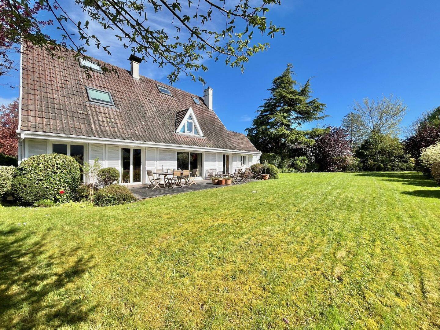 Maison 8 pièces 188 m² · à Cernay-la-Ville · 187,6 m² · 598 000 €