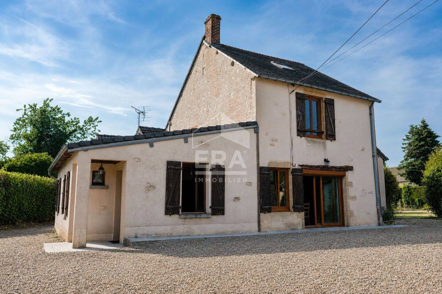 Maison 6 pièces 175 m² · à Chaumoux-Marcilly · 175 m² · 220 000 €