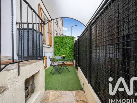 Appartement à vendre 579 000 € 5 pièces 4 chambres 105 m² RDC Agent Sarre-Centre-Les Vallées-La Garenne Colombes 92700