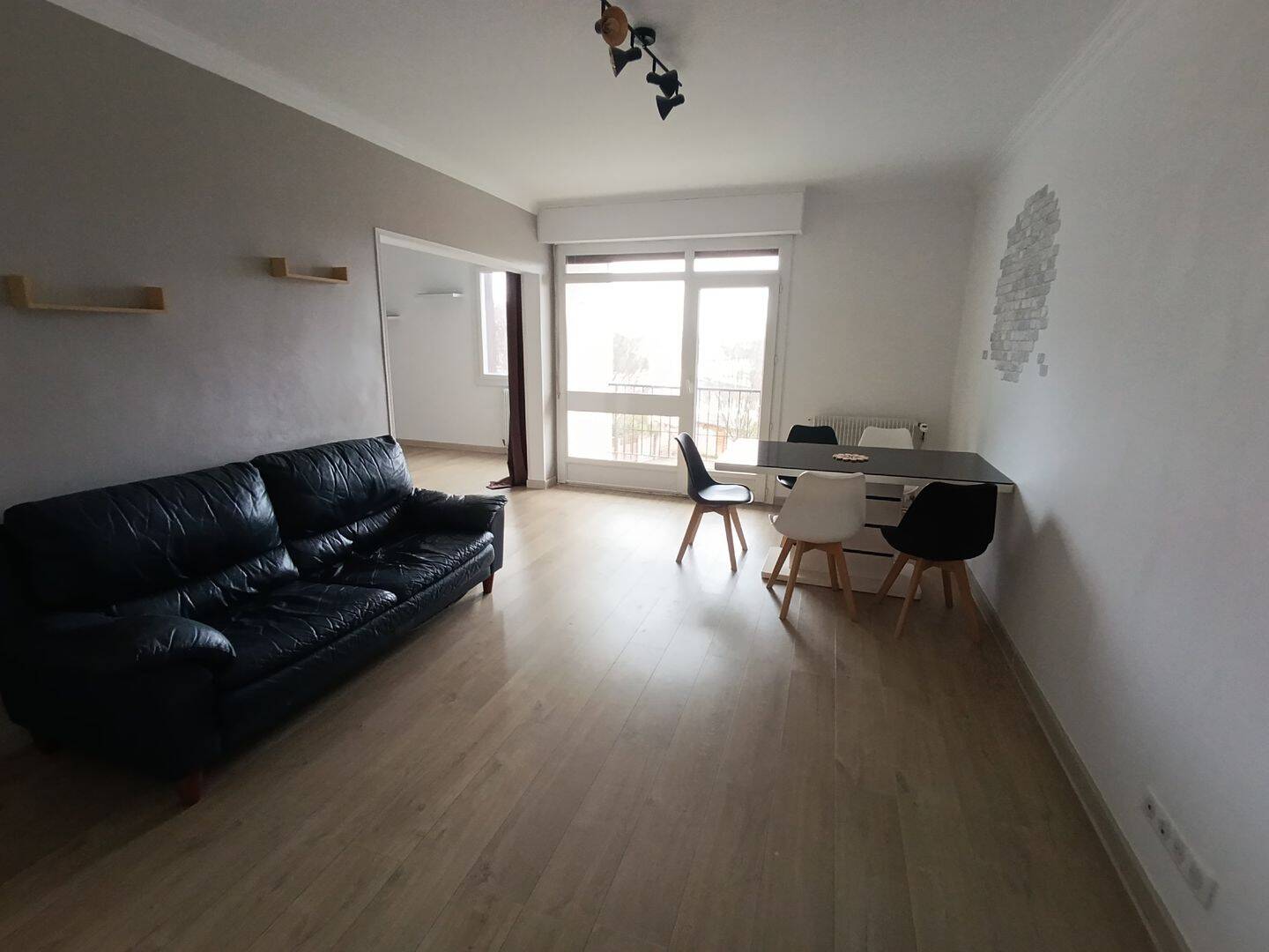 Appartement 4 pièces 96 m² · à Bordeaux · 96 m² · 1 295 €/mois