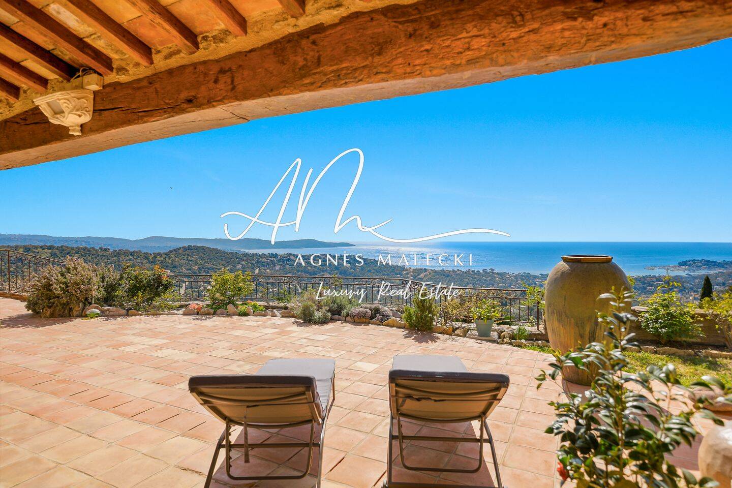Maison 6 pièces 175 m² · à Cavalaire-sur-Mer · 175 m² · 2 495 000 €