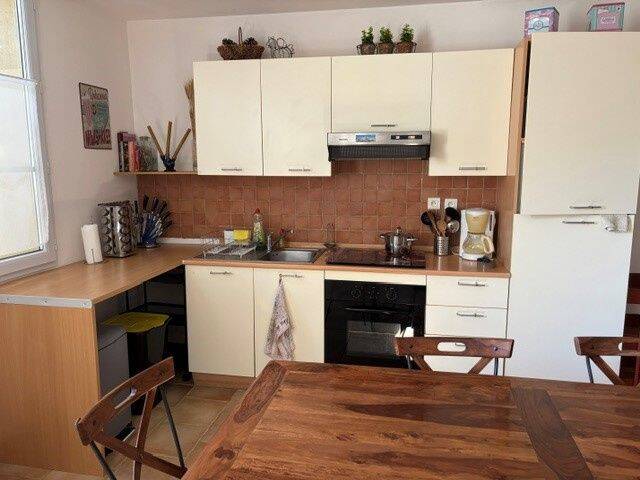 Appartement 3 pièces 77 m² · à Pierrelatte · 76,8 m² · 650 €/mois