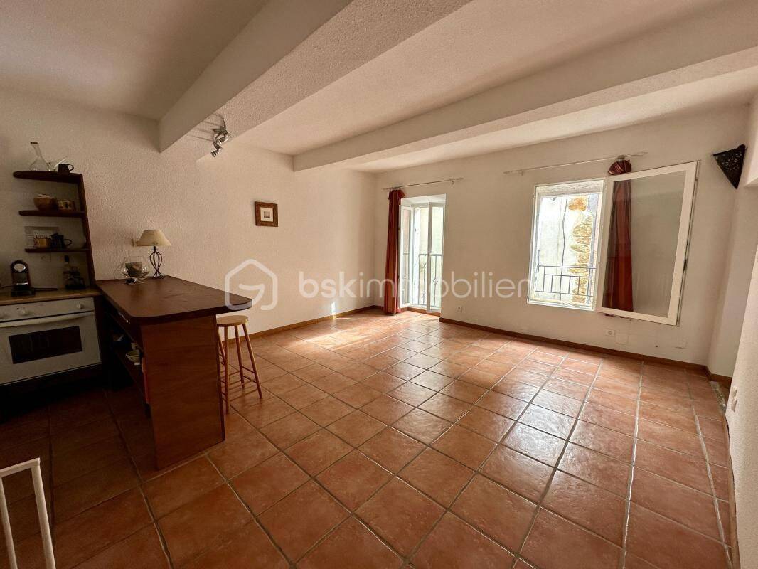 Maison 5 pièces 140 m² · à Bizanet · 140 m² · 115 000 €