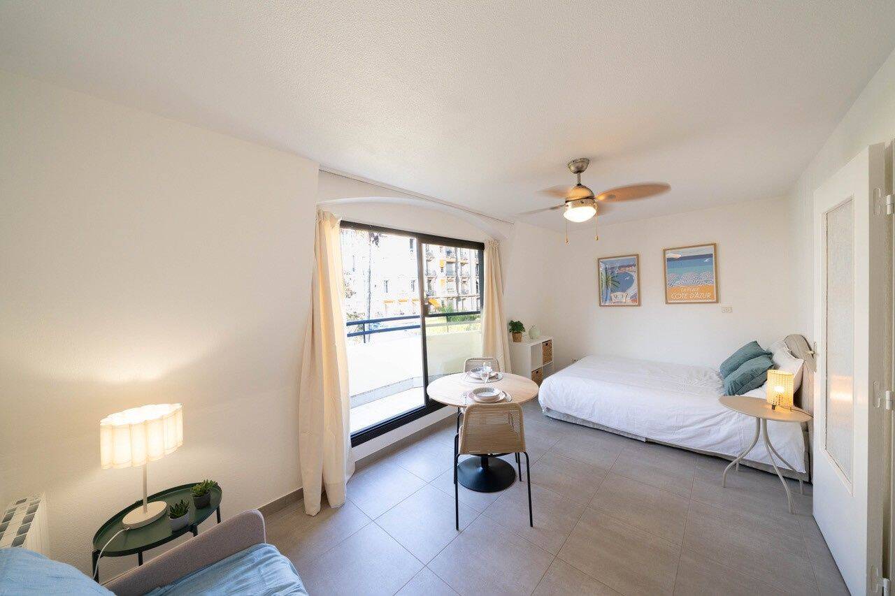 Appartement 1 pièce 27 m² · à Nice · 26,6 m² · 890 €