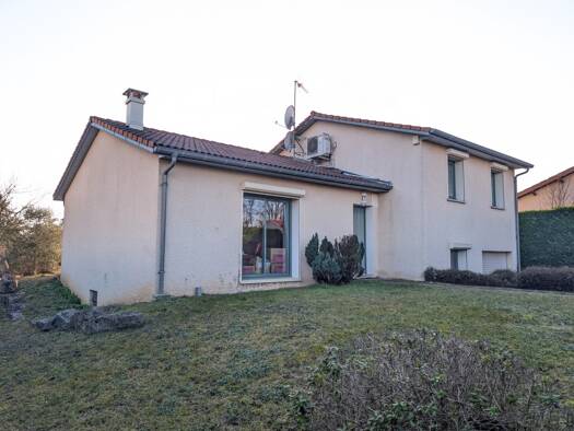 Villa à vendre 426 000 € 5 pièces 3 chambres 117 m² 897 m² de terrain L'Arbresle 69210