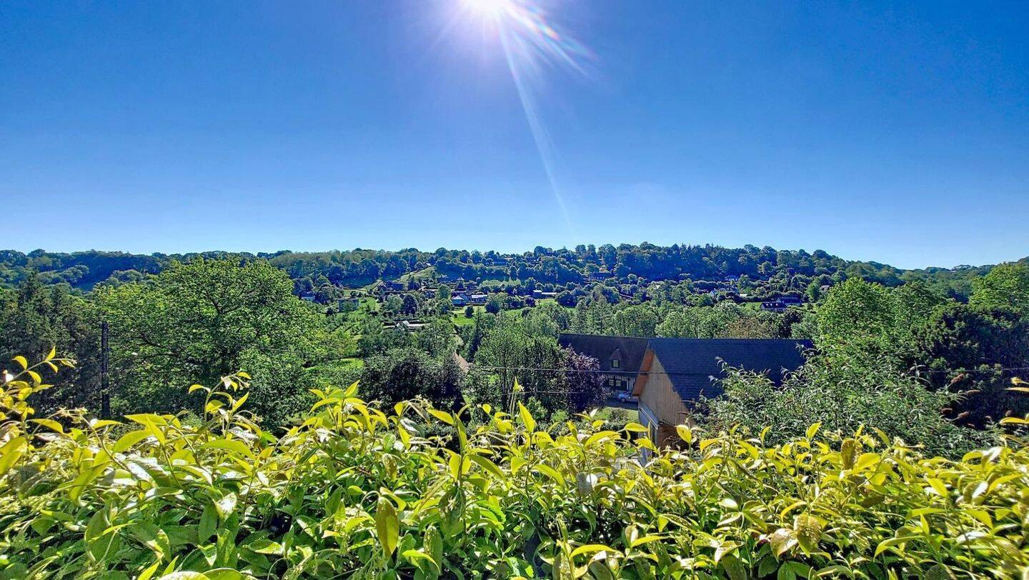 Maison 7 pièces 95 m² · à Équemauville · 95 m² · 397 500 €