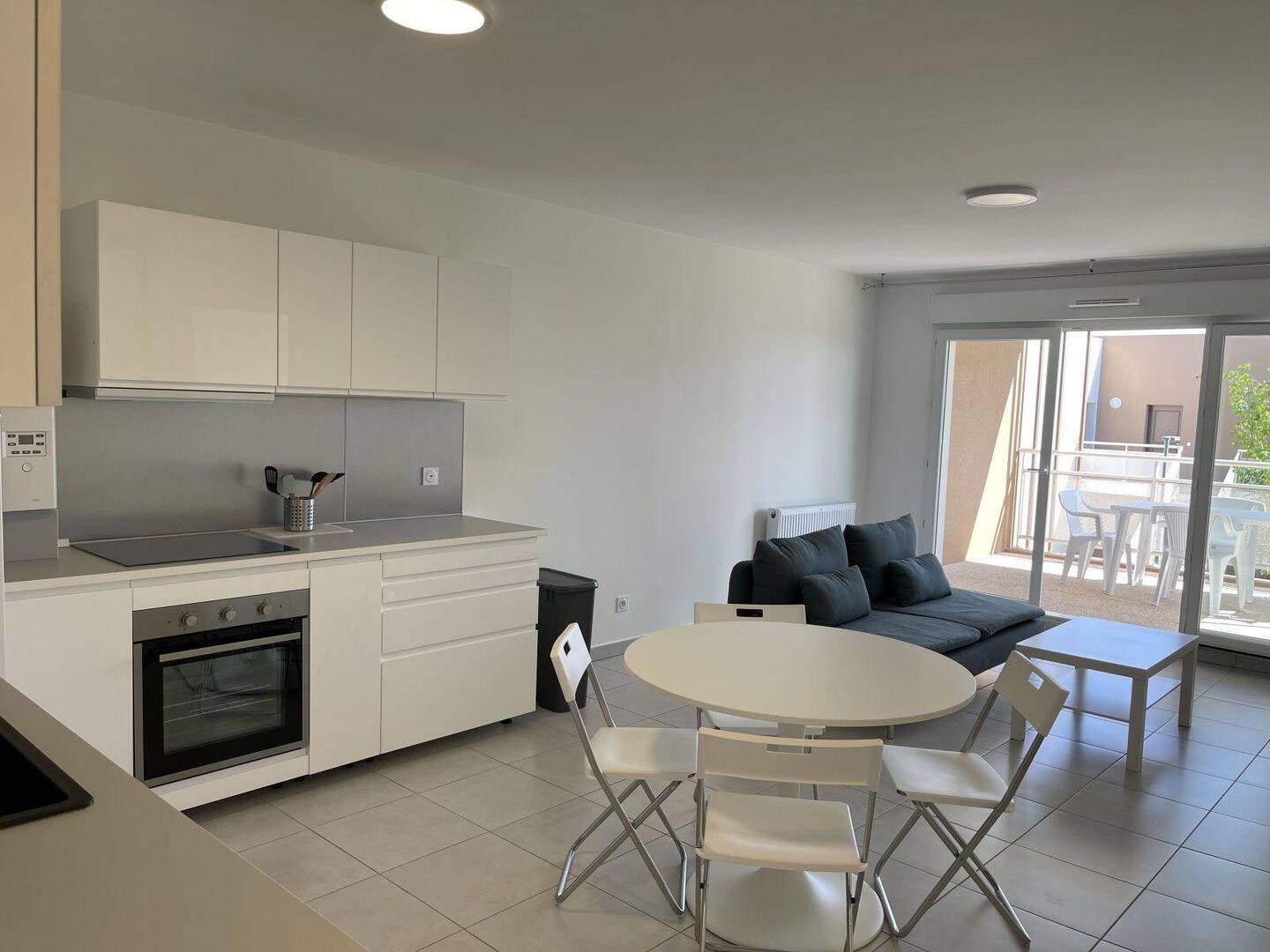 Appartement 2 pièces 45 m² · à La Fare-les-Oliviers · 45 m² · 940 €