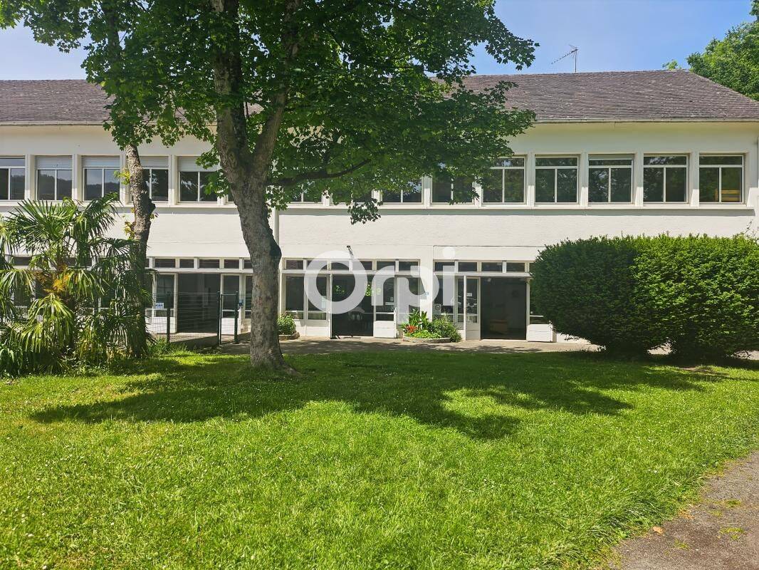 Maison 2 pièces 800 m² · à Arette · 800 m² · 556 000 €