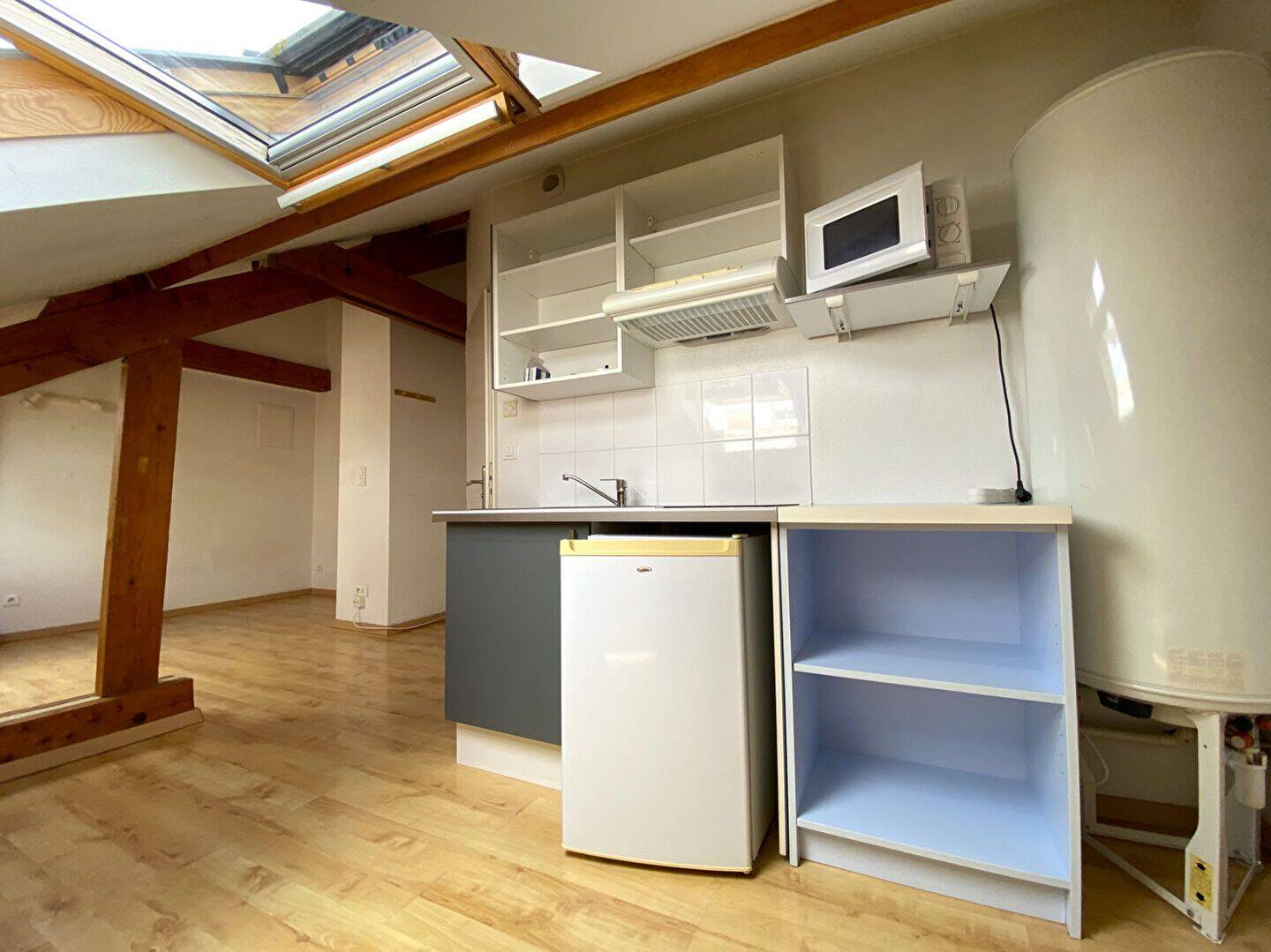 Nantes Chalâtres, Rond-Point de Paris - Appartement 1 pièce 15. — 8