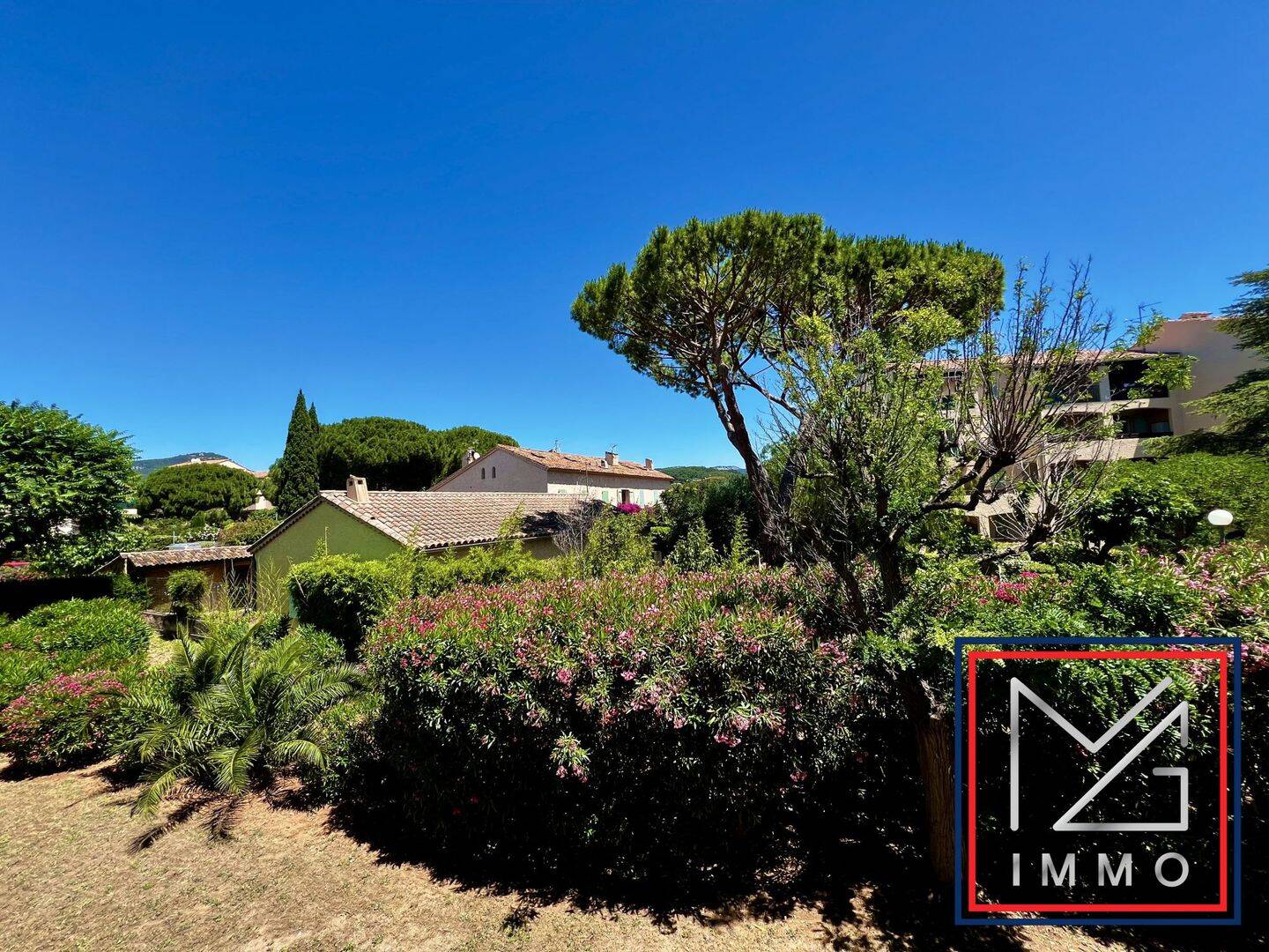 Appartement 2 pièces 51 m² · à Sanary-sur-Mer · 51 m² · 259 000 €