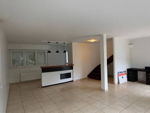 Maison à vendre 294 500 € 5 pièces 3 chambres 111 m² 143 m² de terrain La Raviniere Osny 95520