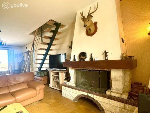 Appartement à vendre 215 000 € 5 pièces 4 chambres 117 m² Étage 1/2 Folelli Penta-di-Casinca 20213