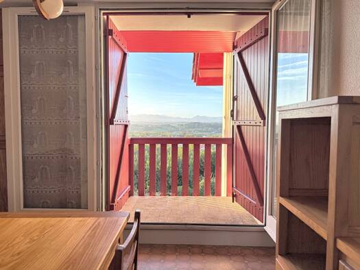 Appartement à vendre 260 000 € 3 pièces 2 chambres 39 m² Étage 2/2 Bidart 64210