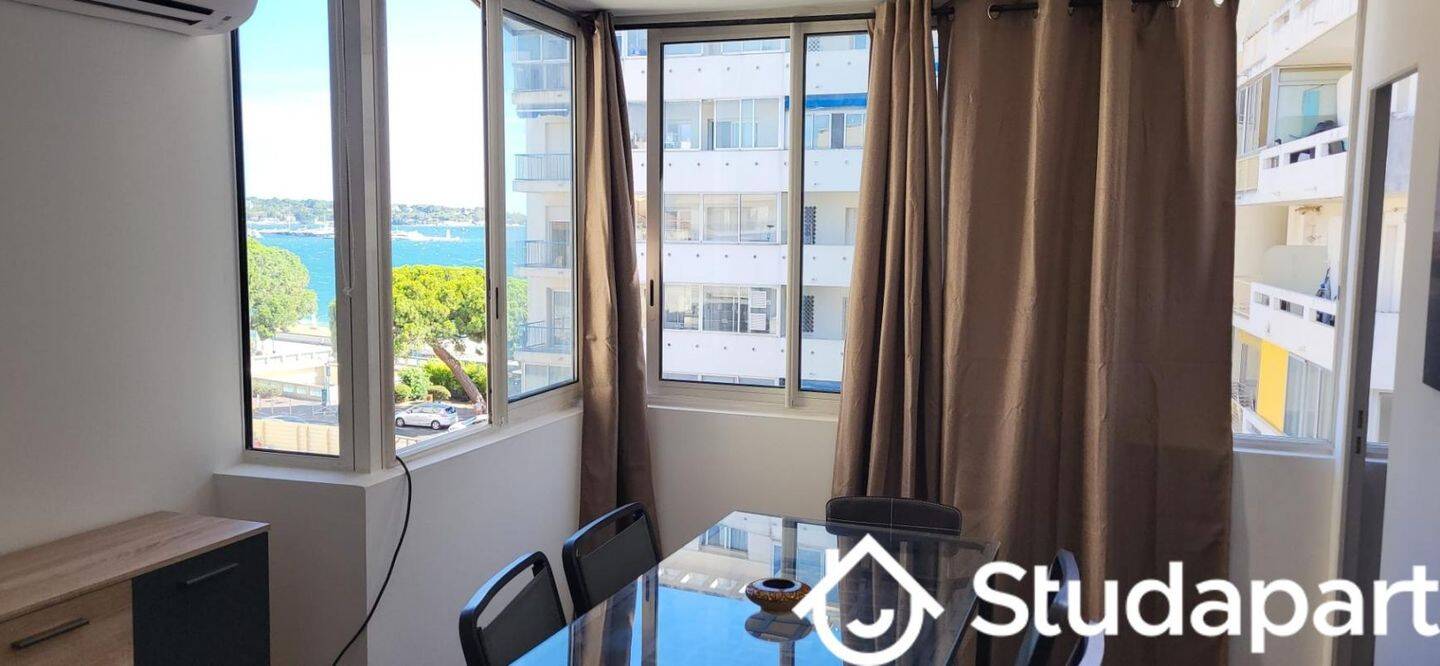 Appartement 3 pièces 45 m² · à Antibes · 45 m² · 1 250 €
