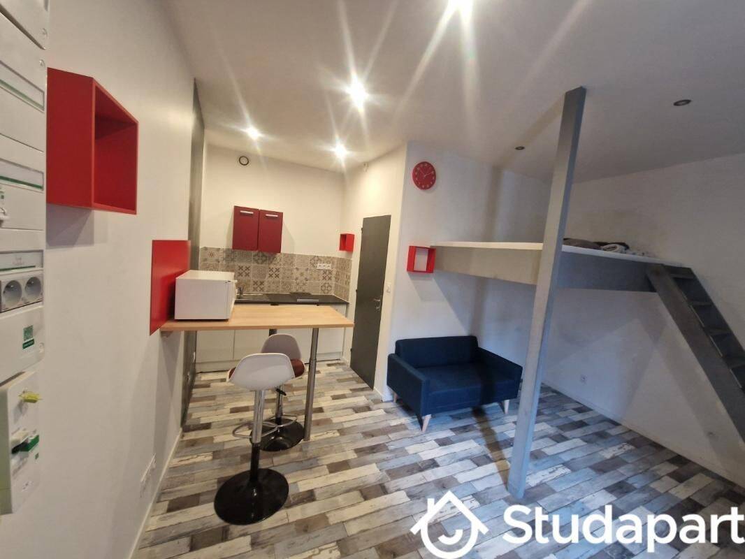 Appartement 1 pièce 23 m² · à Saint-Étienne · 23 m² · 395 €