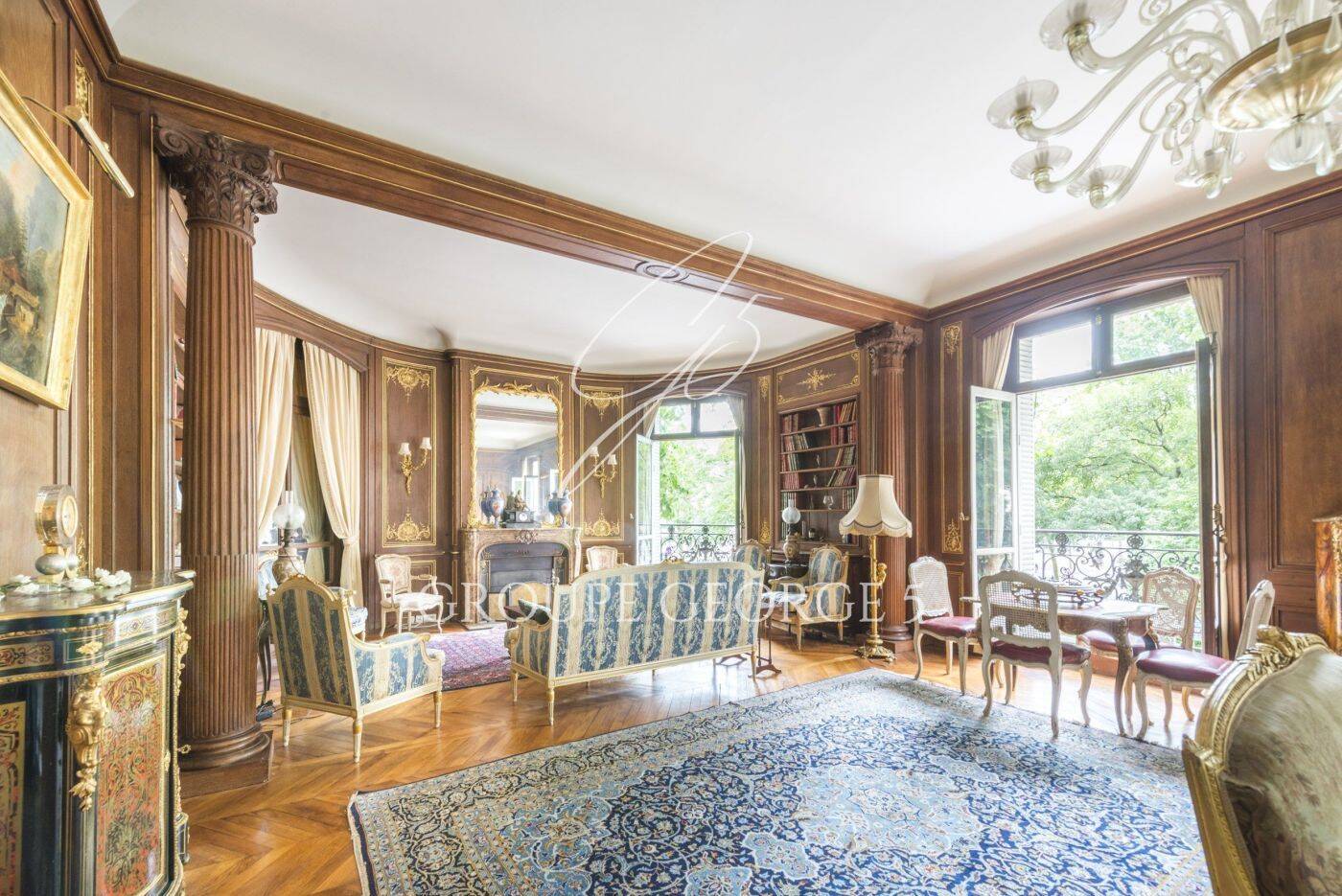 Appartement 7 pièces 285 m² · à Paris 8ème Arrondissement · 285,2 m² · 5 500 000 €