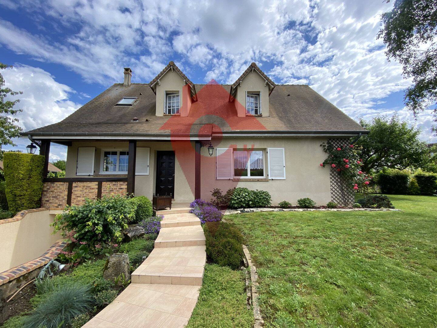 Maison 8 pièces 205 m² · à Orgeval · 205 m² · 755 000 €
