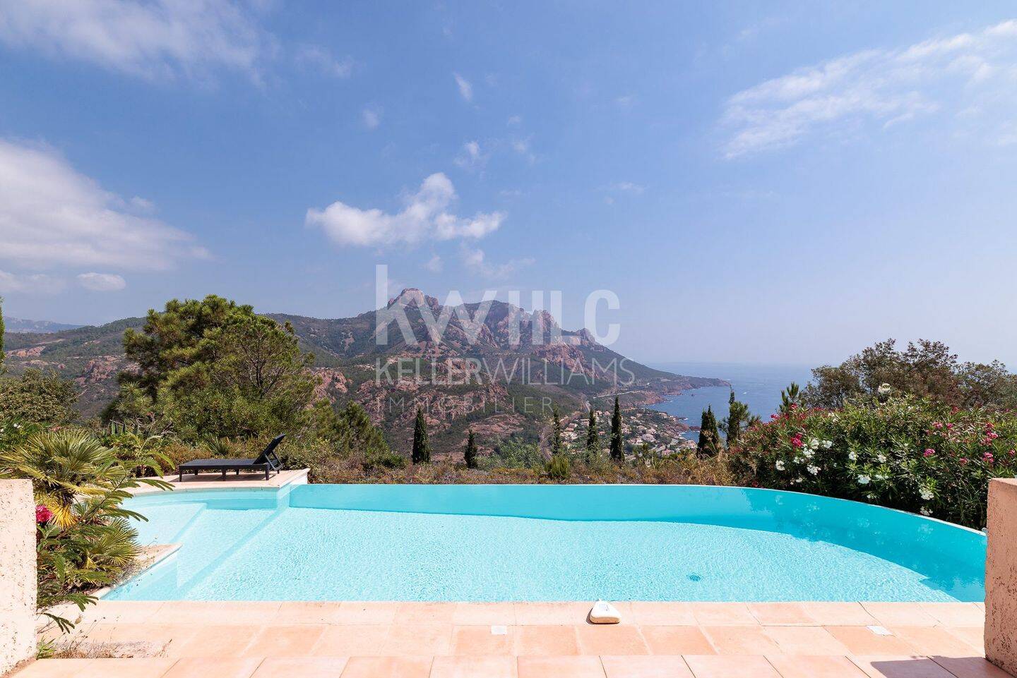 Maison 9 pièces 283 m² · à Saint-Raphaël · 283 m² · 1 650 000 €