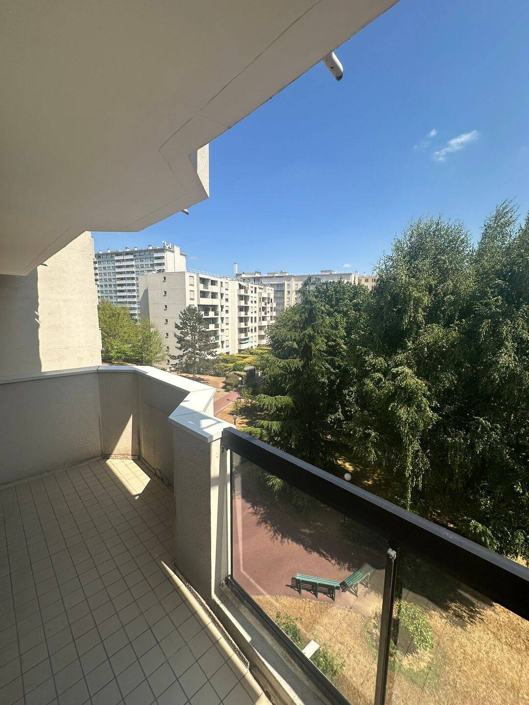 Appartement 3 pièces 72 m² · à Montrouge · 71,8 m² · 1 827 €/mois