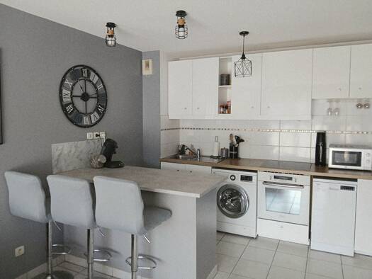 Appartement à louer 760 € 2 pièces 1 chambre 40 m² 1er étage Nord Bassens 33530