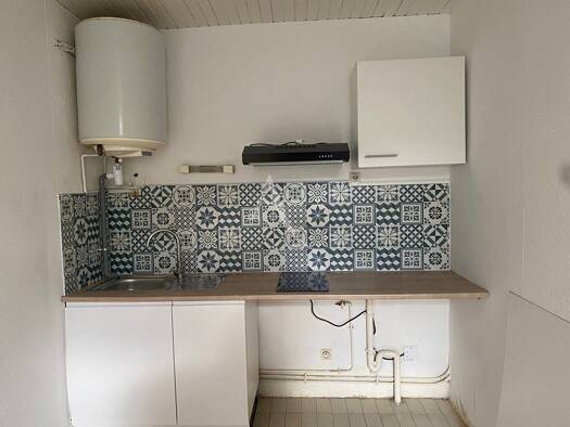 Appartement à louer 440 € 2 pièces 1 chambre 36 m² Étage 2/3 Rive Droite Bédarieux 34600