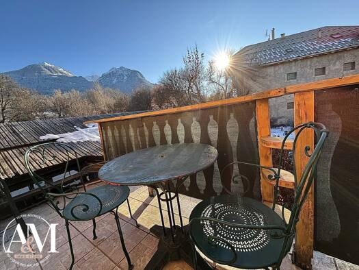 Maison à vendre 493 000 € 5 pièces 4 chambres 256 m² 547 m² de terrain Briançon 05100