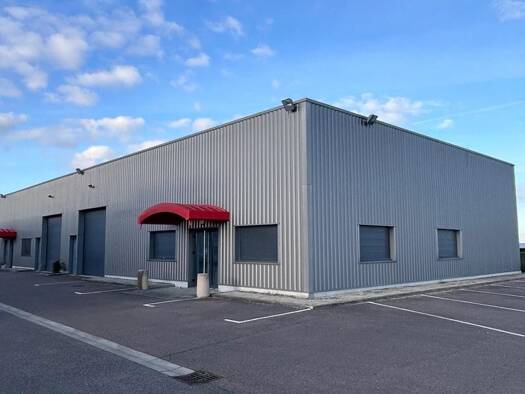 Local d'activités à louer 2 875 € 290 m² d'espace de stockage Centre Ville Beaune 21200