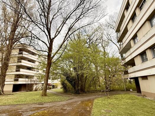 Appartement à louer 985 € 2 pièces 1 chambre 71,3 m² 2ème étage Bealieres Meylan 38240