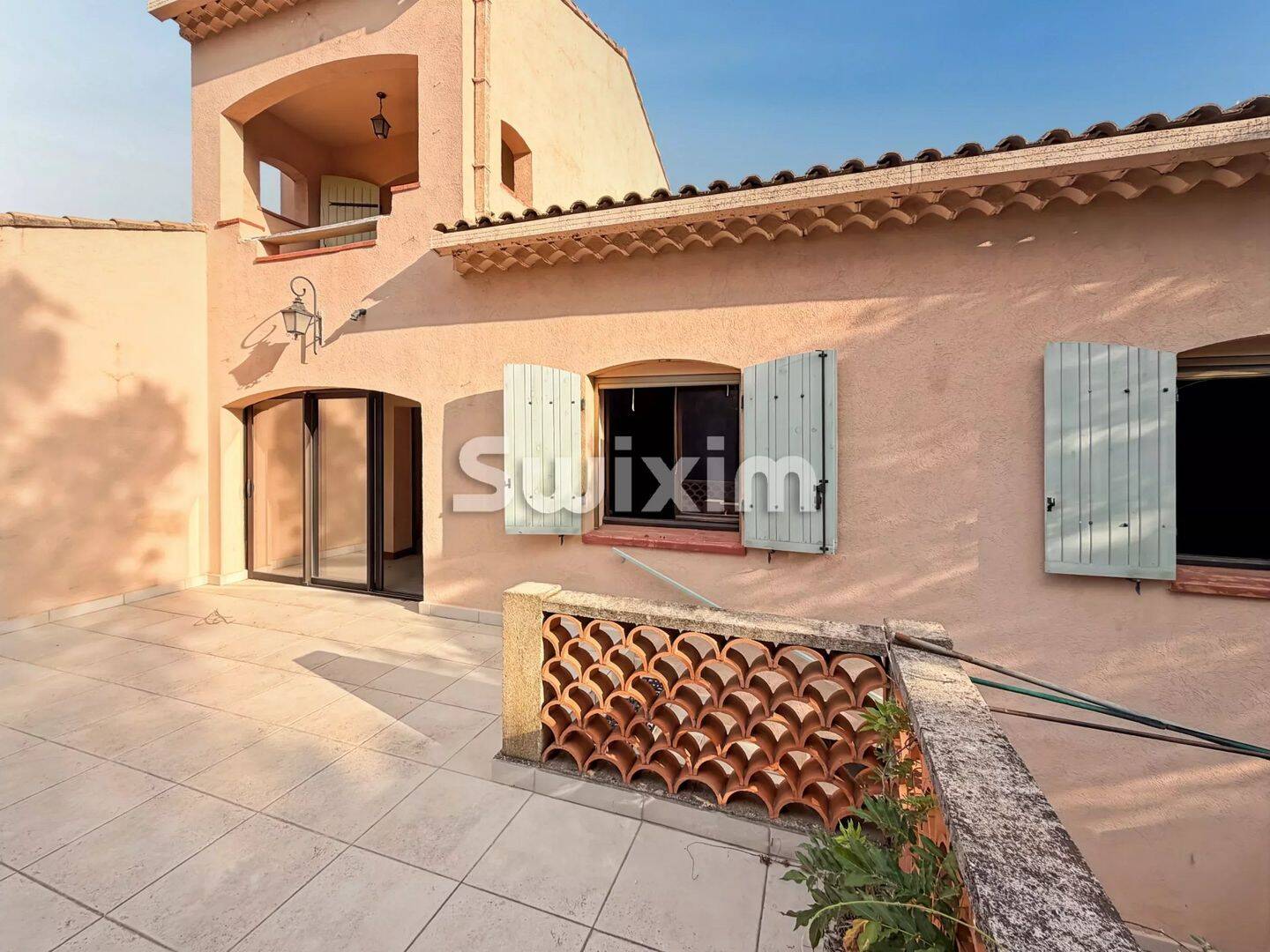 Maison 7 pièces 192 m² · à Orange · 192 m² · 230 000 €