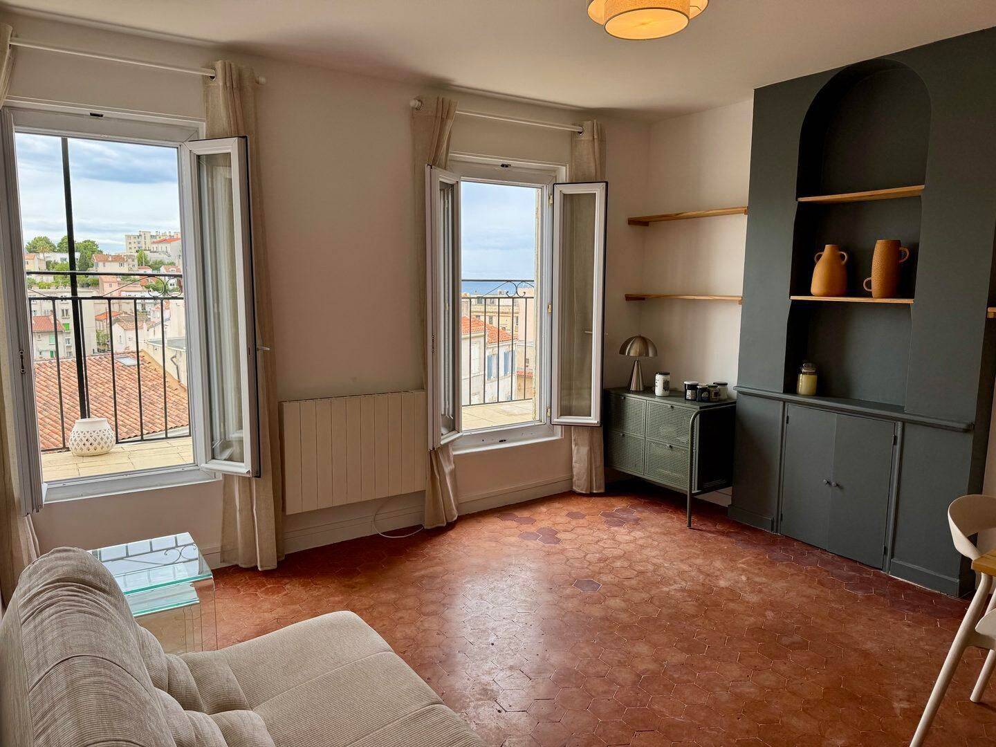 Appartement 2 pièces 35 m² · à Marseille 7ème Arrondissement · 34,7 m² · 1 170 €/mois