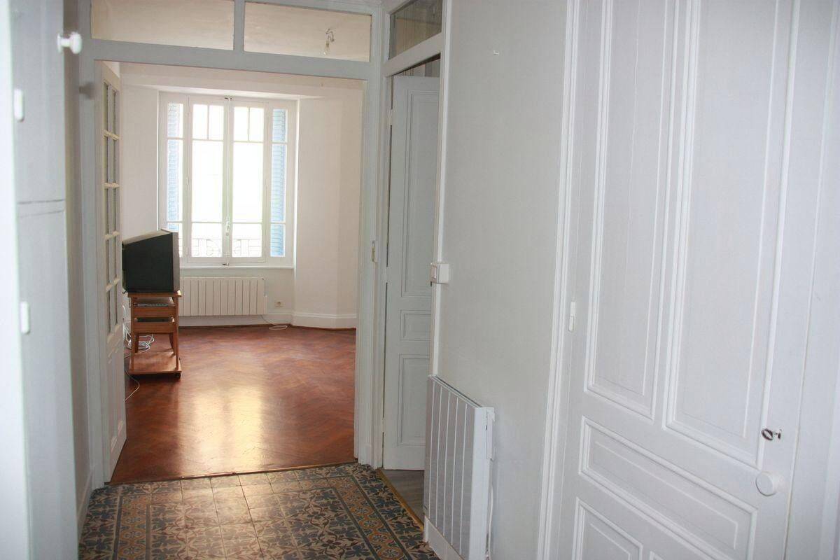 Appartement 2 pièces 54 m² · à Lyon 3ème Arrondissement · 54 m² · 750 €