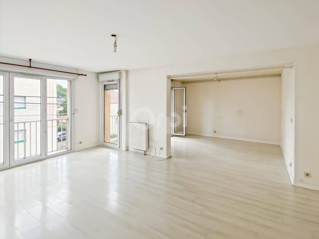 Appartement 2 pièces 69 m² · à Évreux · 68,8 m² · 129 000 €