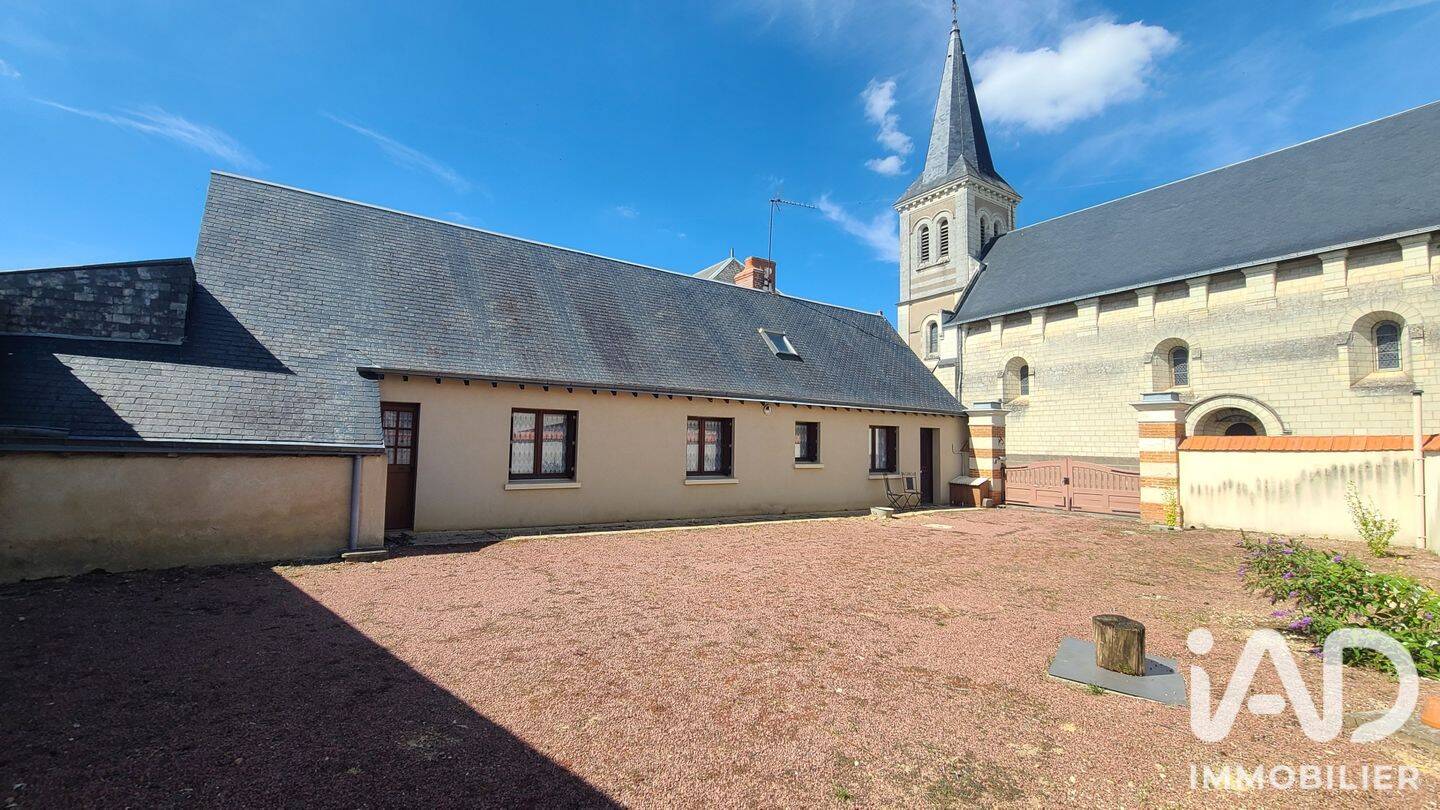 Maison 3 pièces 77 m² · à Courléon · 77 m² · 117 000 €