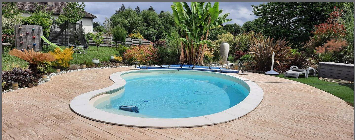 Maison 7 pièces 243 m² · à Lubersac · 243 m² · 456 000 €