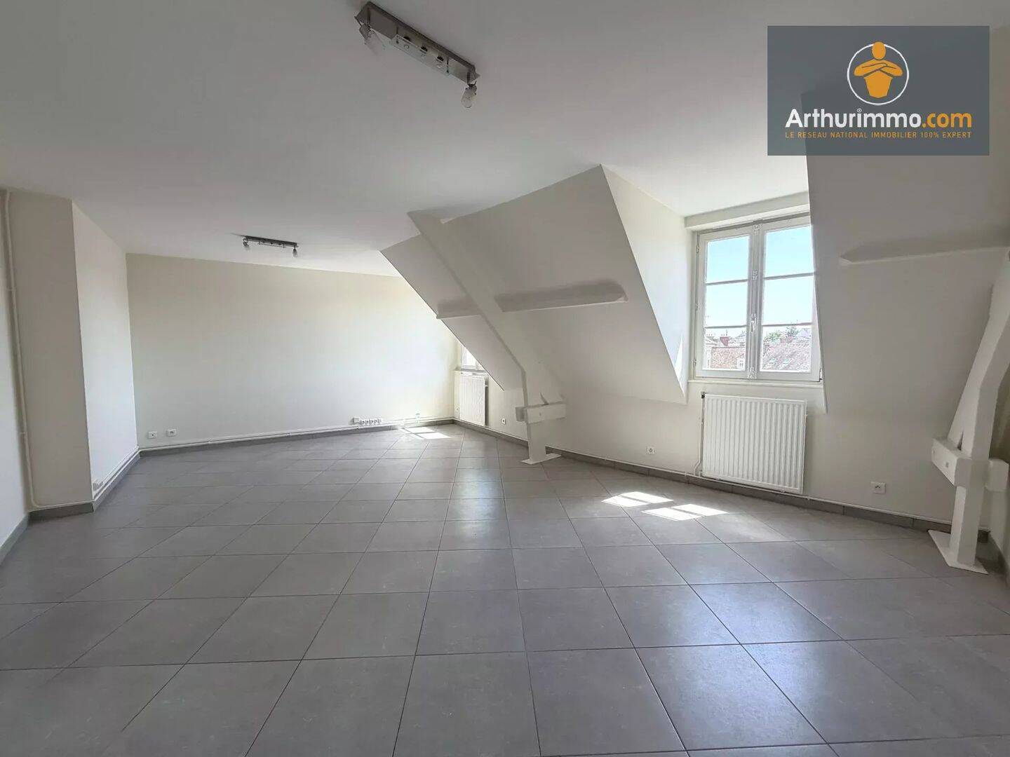 Appartement 3 pièces 73 m² · à Compiègne · 73 m² · 895 €/mois