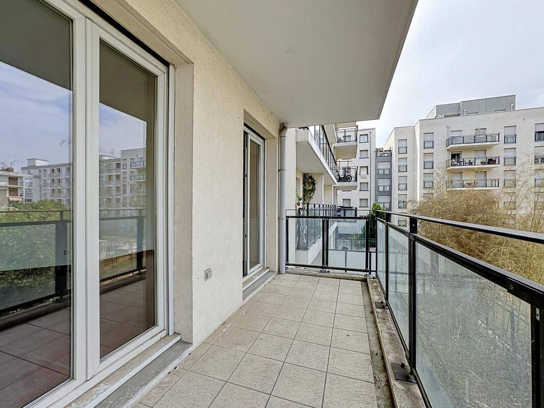 Appartement 2 pièces 34 m² · à Lyon 2ème Arrondissement · 34 m² · 820 €