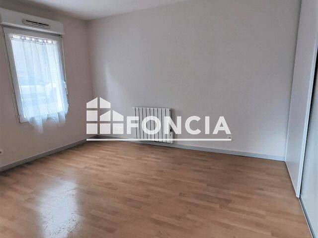 Appartement 1 pièce 28 m² · à Mainvilliers · 27,7 m² · 480 €
