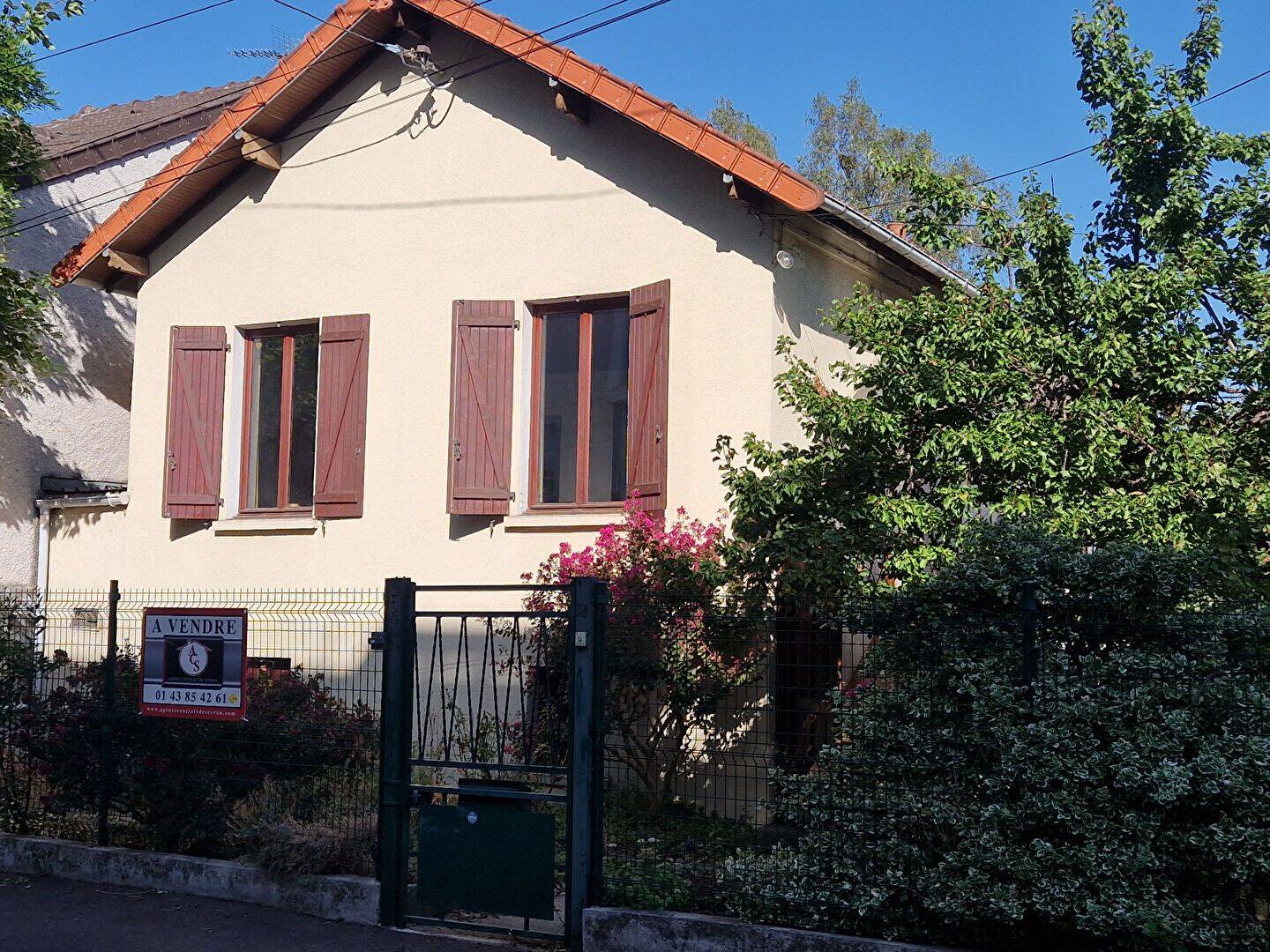 Maison 5 pièces 85 m² · à Livry-Gargan · 85 m² · 236 000 €