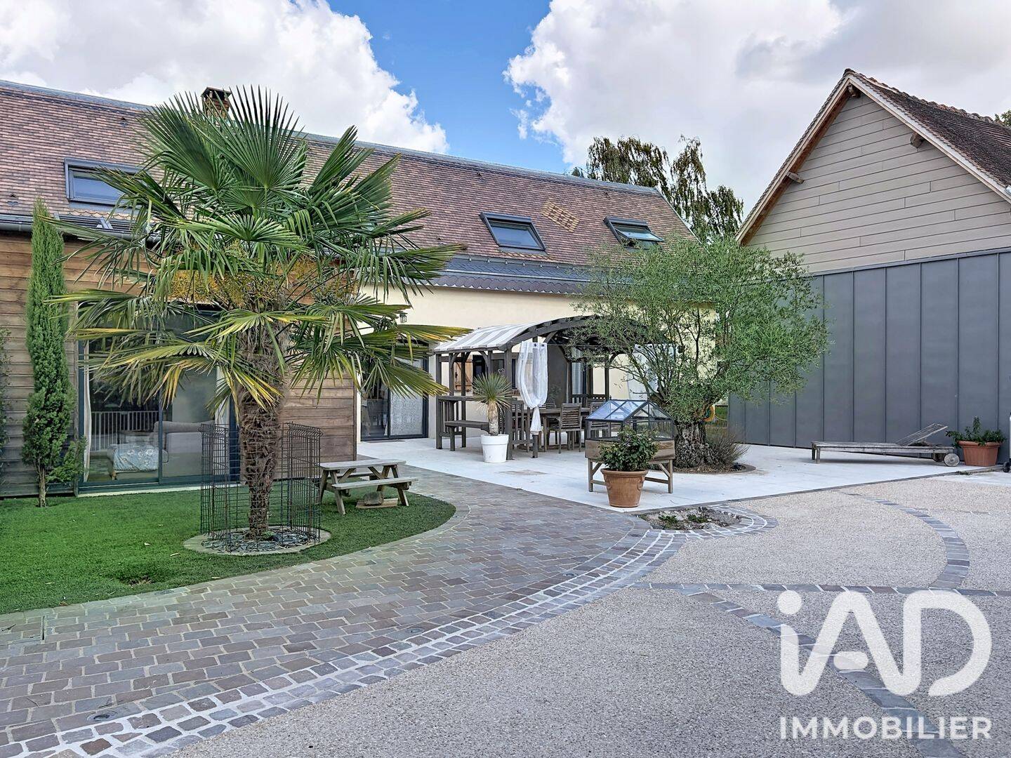 Maison 7 pièces 150 m² · à Coulombs · 150 m² · 420 000 €