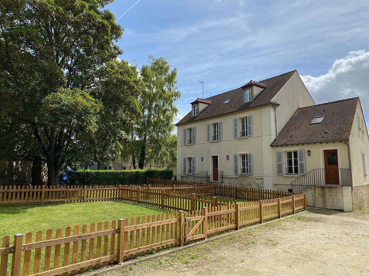 Appartement 2 pièces 40 m² · à Fontenay-le-Vicomte · 40 m² · 139 900 €